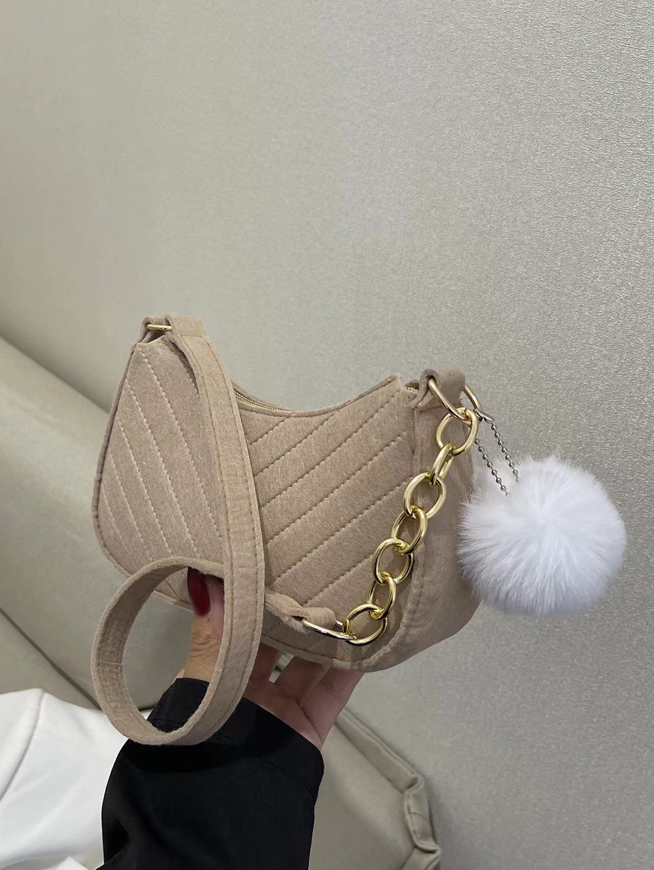 Wholesale Casual winter small fresh retro messenger bag temperament solid color fashion one shoulder foreign style small square bag